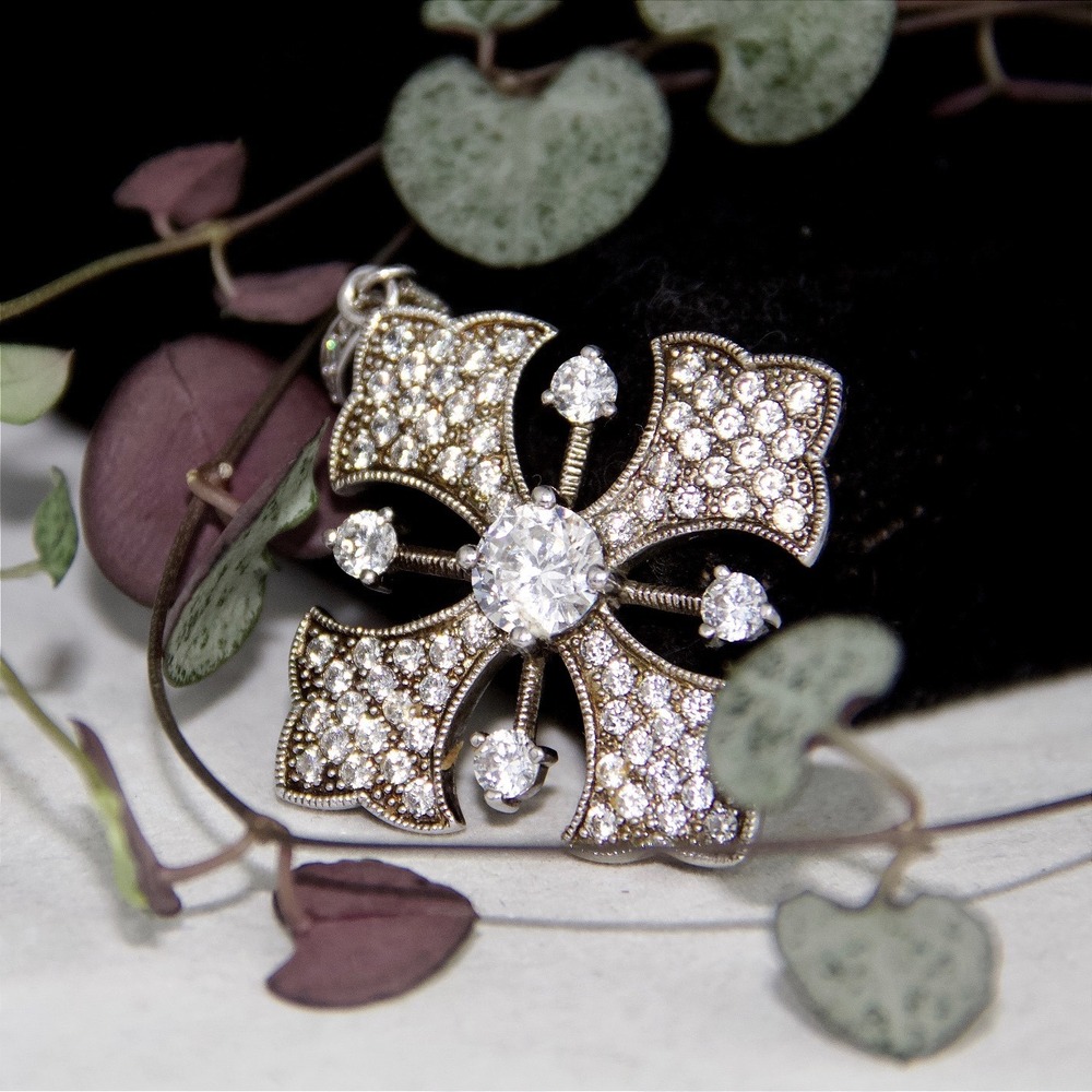 ESPO 925 Sterling Silver Cubic Zirconia Maltese Cross Pendant Vintage Style